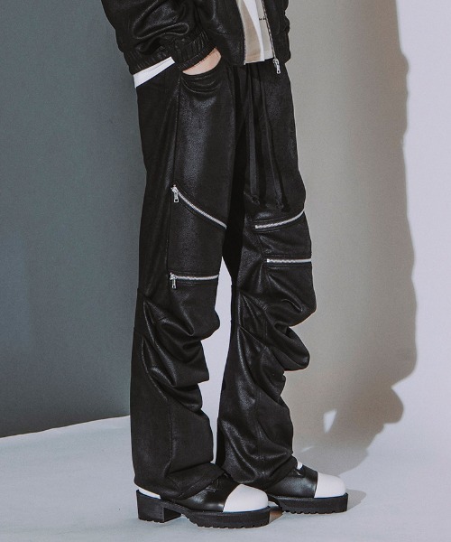 NO ID.(ノーアイディ)の「mp15502- ラングウィッドZIP-PT ジップパンツ(859006-580P)(その他パンツ・メンズ・ブラック/ブラック系その他・2/1)」の5枚目の写真