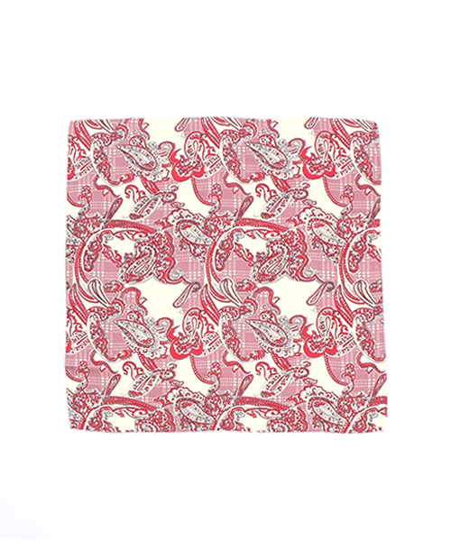 Chico（チコ）の「ペイズリースカーフ（ストール/ショール・レディース・ホワイト/レッド/ネイビー・FREE）」の3枚目の写真