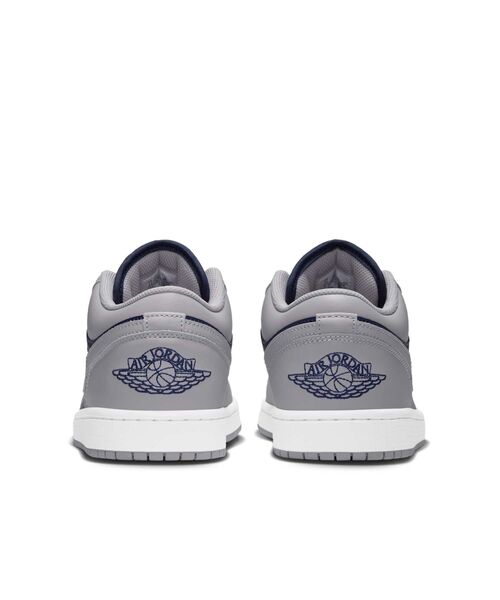 JORDAN BRAND(ジョーダンブランド)の「エア ジョーダン 1 LOW メンズシューズ / Air Jordan 1 Low Men's Shoes 553558-058 Tech Grey(スニーカー・メンズ・グレー・29.5/29/30/27.5/27/28/28.5/26.5/26/25.5/25)」の6枚目の写真