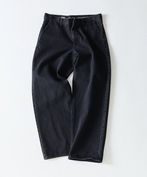 B.C STOCK(ベーセーストック)の「WIDE TAPERED JEANS(デニムパンツ・メンズ・ブラック/ネイビー・LARGE/MEDIUM/X-LARGE)」の1枚目の写真