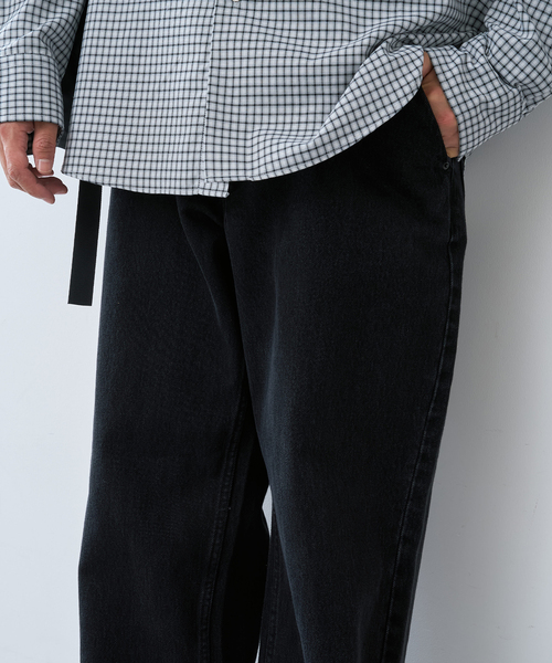 B.C STOCK(ベーセーストック)の「WIDE TAPERED JEANS(デニムパンツ・メンズ・ブラック/ネイビー・LARGE/MEDIUM/X-LARGE)」の18枚目の写真