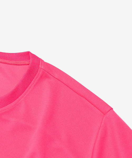 NINETYMINUTES（ナインティーミニッツ）の「[AIR STREAM] エッセンシャル パフォーマンス ロゴ 半袖Tシャツ (ピンク)（Tシャツ/カットソー・メンズ・その他・MEDIUM/LARGE/X-LARGE/XX-LARGE/XXX-LARGE）」の4枚目の写真