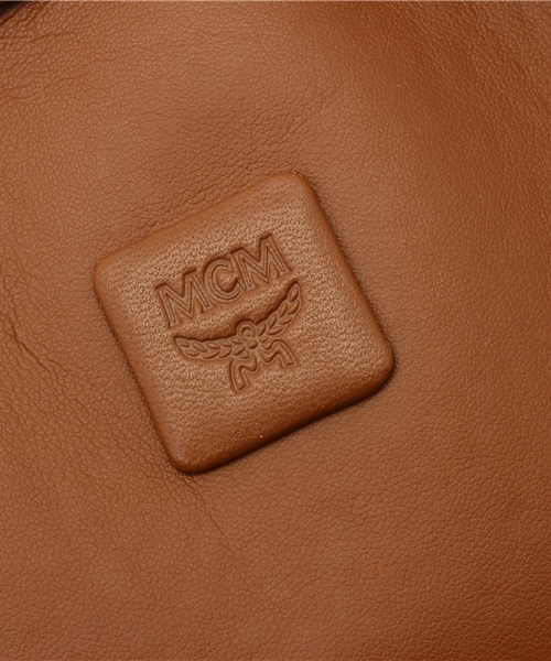 MCM（エムシーエム）の「【MCM】BACK PACK MEDIUM STARK（バックパック/リュック・メンズ・ブラック/ホワイト・FREE）」の15枚目の写真