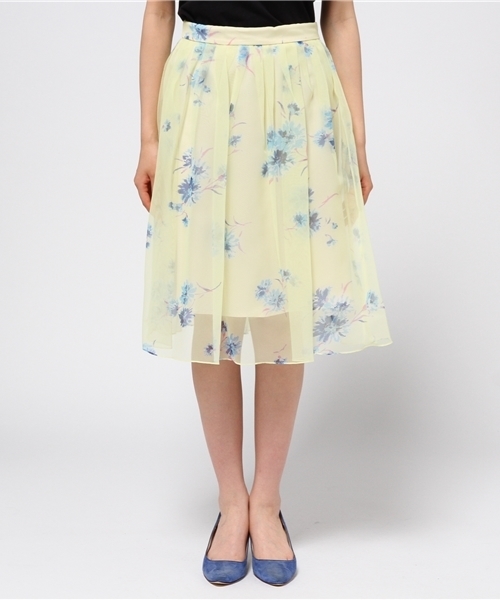 31 Sons de mode(トランテアン ソン ドゥ モード)の「オーガンジーフラワープリントタックスカート(スカート・レディース・イエロー/ブラック/ブルー・38/36)」の11枚目の写真