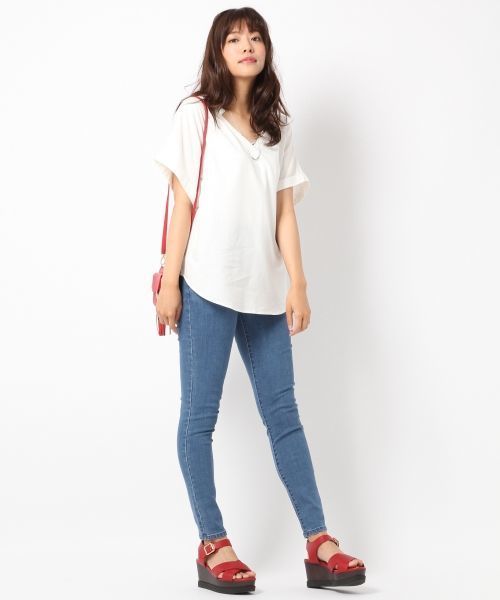 Heather（ヘザー）の「ボリュームVネックプルオーバー  716290（シャツ/ブラウス・レディース・カーキ/ライトピンク/アイボリー・FREE）」の13枚目の写真