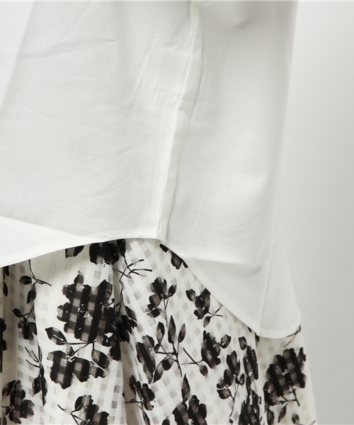 Heather（ヘザー）の「ボリュームVネックプルオーバー  716290（シャツ/ブラウス・レディース・カーキ/ライトピンク/アイボリー・FREE）」の4枚目の写真