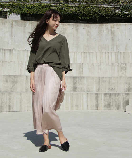 SESTO（セスト）の「ポインテッドトゥファースリッパ（サンダル・レディース・ブラウン/ブラック系その他/ブラック×ブラック/ブラック×グレー・L/S/LL/M/3L）」の7枚目の写真