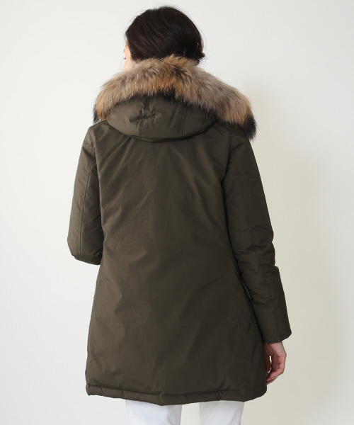 Abahouse Devinette(ドゥヴィネット)の「WOOLRICH ARCTIC PARKA ダウンコート(ダウンジャケット/コート・レディース・カーキ/ネイビー・FREE)」の5枚目の写真