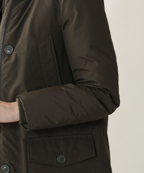 Abahouse Devinette(ドゥヴィネット)の「WOOLRICH ARCTIC PARKA ダウンコート(ダウンジャケット/コート・レディース・カーキ/ネイビー・FREE)」の8枚目の写真