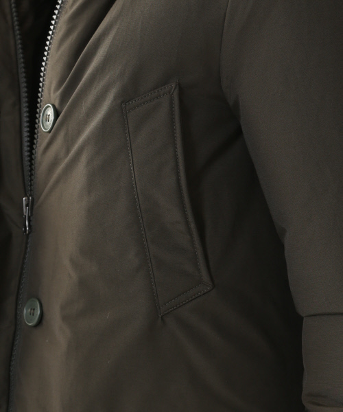 Abahouse Devinette(ドゥヴィネット)の「WOOLRICH ARCTIC PARKA ダウンコート(ダウンジャケット/コート・レディース・カーキ/ネイビー・FREE)」の12枚目の写真
