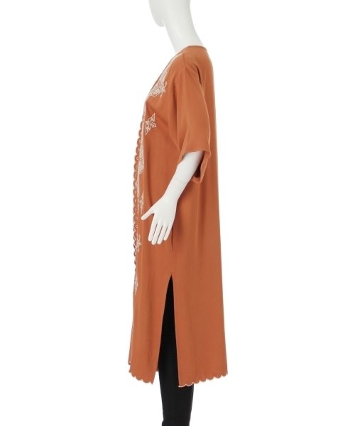 MURUA（ムルーア）の「ｆｌｏｗｅｒカットワークガウン（その他アウター・レディース・アイボリー/ブラック/オレンジ/イエロー・FREE）」の10枚目の写真