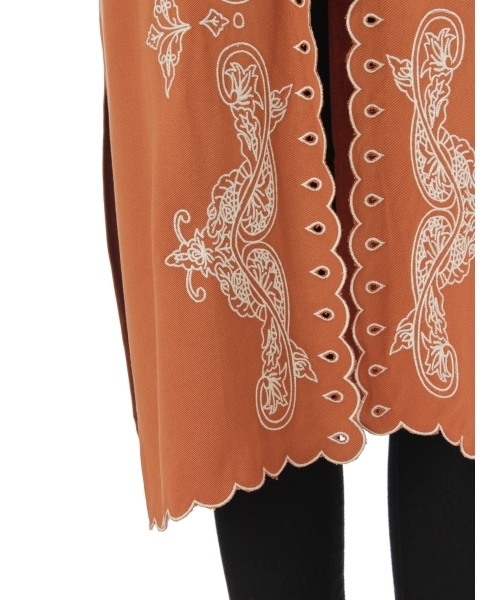 MURUA（ムルーア）の「ｆｌｏｗｅｒカットワークガウン（その他アウター・レディース・アイボリー/ブラック/オレンジ/イエロー・FREE）」の14枚目の写真