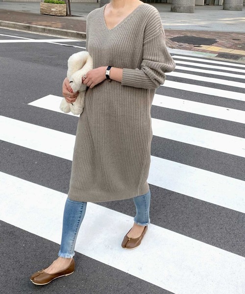 KOBE LETTUCE(コウベレタス)の「2TYPEゆったりロングニットワンピース(ワンピース・レディース・ホワイト系その他/ベージュ系その他/グリーン系その他/レッド系その他/ブルー系その他/グレー系その他/グレー系その他3/ブラック系その他/ブラウン系その他/ホワイト系その他2/ベージュ系その他2/グリーン系その他2/レッド系その他2/ブルー系その他2/グレー系その他2/グレー系その他4/ブラック系その他2/ブラウン系その他2/パープル系その他2/その他2/ブルー系その他3/ブルー系その他4/その他4/パープル系その他/その他3/その他1/ピンク系その他/ベージュ系その他3/ピンク系その他2/ベージュ系その他4/ワイン/パープル/レッド系その他3/パープル系その他3・V/T)」の14枚目の写真