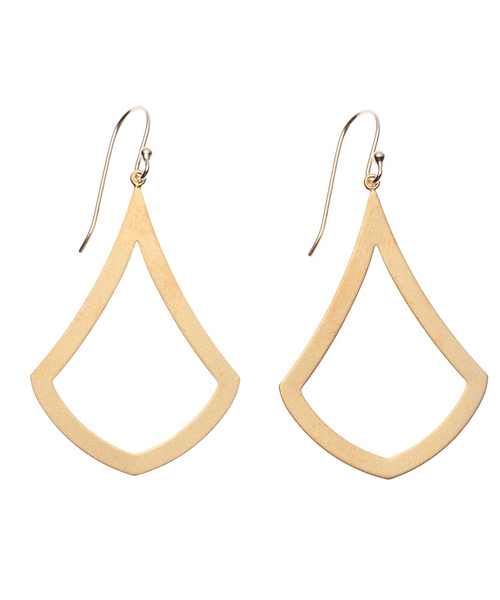 COCOSHNIK ONKITSCH(ココシュニックオンキッチュ)の「ベーシックイチョウ形 フックピアス (K10フック)(ピアス(両耳用)・レディース・イエローゴールド・00)」の2枚目の写真