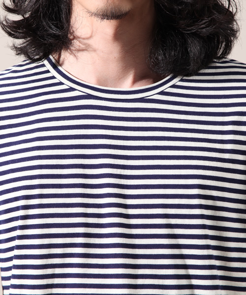 AMERICAN RAG CIE（アメリカンラグシー）の「AMERICAN RAG CIE バティック柄×ボーダーＴシャツ　108-ACX-M132-CT030∵（Tシャツ/カットソー・メンズ・ネイビー/レッド・2/1）」の5枚目の写真