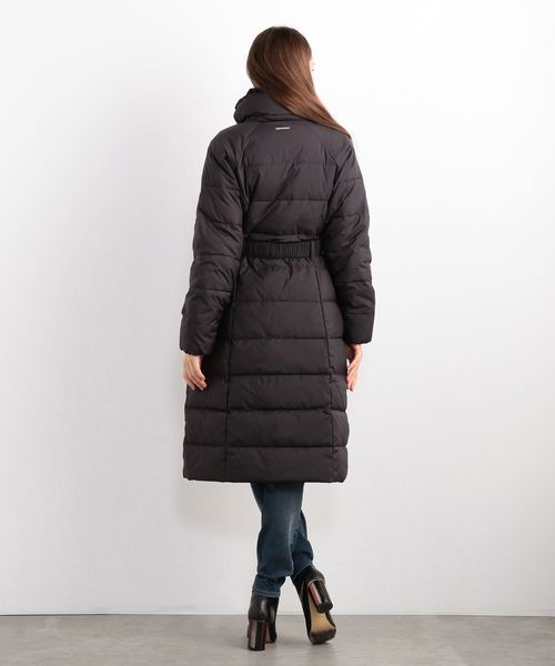 ARMANI EXCHANGE（アルマーニエクスチェンジ）の「【A|Xアルマーニ エクスチェンジ】ベルト付き　中わた入りロングコート（ダウンジャケット/コート・レディース・ブラック/ワイン・SMALL/MEDIUM/X-SMALL/LARGE）」の9枚目の写真