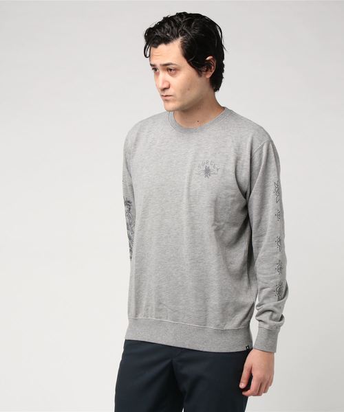 Hurley (ハーレー)の「GEISHA CREW NECK FLEECE/ハーレー 長袖 スウェット トレーナー 袖プリント(スウェット・メンズ・ブラック/グレー/ピンク/イエロー・SMALL/MEDIUM/LARGE/X-LARGE)」の2枚目の写真