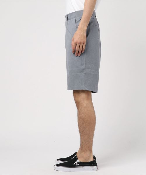 UNDER ARMOUR(アンダーアーマー)の「メンズゴルフショートパンツ / ショーダウンベントショーツ(その他パンツ・メンズ・ダークグレー/霜降りグレー・XL/L/M/S)」の3枚目の写真