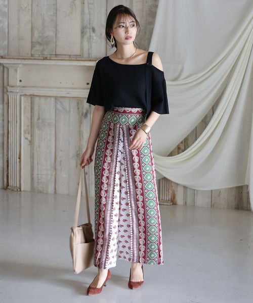 Bou Jeloud(ブージュルード)の「◆新柄登場◆オリエンタル柄パネルスカンツ(その他パンツ・レディース・ブラック/オフホワイト/ブラウン・38)」の17枚目の写真