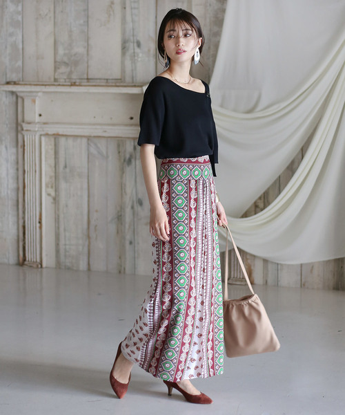 Bou Jeloud(ブージュルード)の「◆新柄登場◆オリエンタル柄パネルスカンツ(その他パンツ・レディース・ブラック/オフホワイト/ブラウン・38)」の16枚目の写真