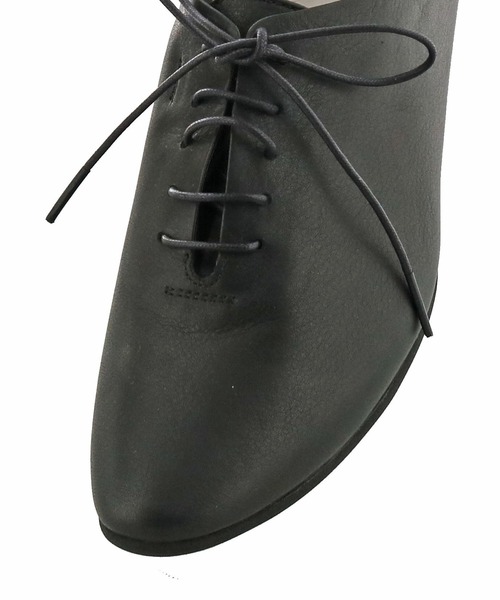 apres(アプレ)の「〈apres(アプレ)〉レースアップシューズ(ドレスシューズ・レディース・ホワイト/ブラック/ライトグリーン/シルバー・22.5cm/23.5cm/24.5cm/23.0cm/24.0cm)」の5枚目の写真