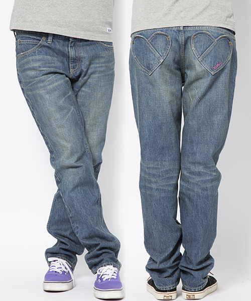 X-girl（エックスガール）の「HEART POCKET TAPERED JEANS（デニムパンツ・レディース・インディゴブルー/ライトインディゴブルー・26inch/27inch/24inch/25inch）」の2枚目の写真
