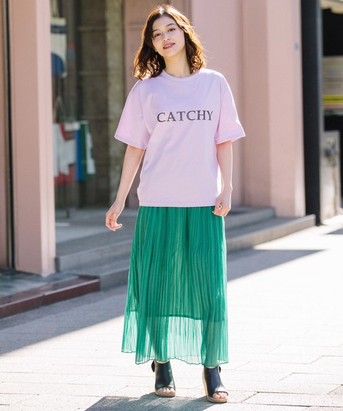 Munich(ミューニック)の「CATCHYレタードロゴTシャツ(Tシャツ/カットソー・レディース・ホワイト/カーキ/ラベンダー/グレイッシュベージュ・FREE)」の5枚目の写真