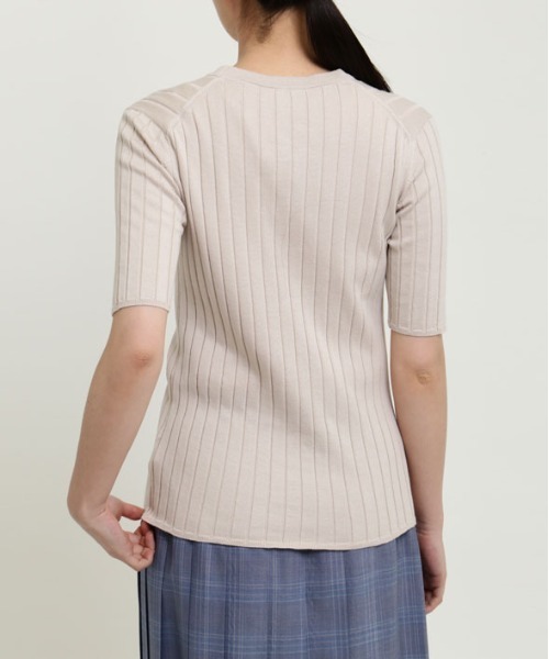 SUNSPEL（サンスペル）の「SUNSPEL / WOMEN’S WIDE RIB COTTON（ニット/セーター・レディース・ブラック/アイボリー・2）」の5枚目の写真