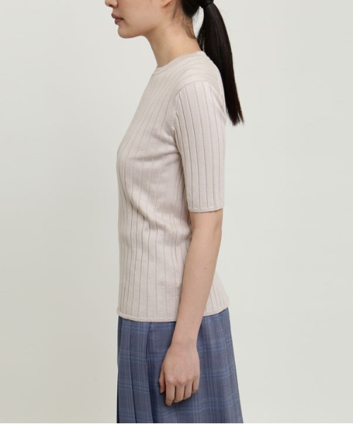 SUNSPEL（サンスペル）の「SUNSPEL / WOMEN’S WIDE RIB COTTON（ニット/セーター・レディース・ブラック/アイボリー・2）」の6枚目の写真