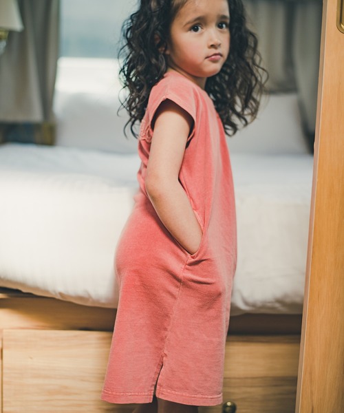 RADCHAP（ラッドチャップ）の「【ペア】ピグメントワンピース（ワンピース・キッズ・オレンジ/ブルー・90cm/100cm/110cm/120cm/130cm/140cm/150cm）」の4枚目の写真