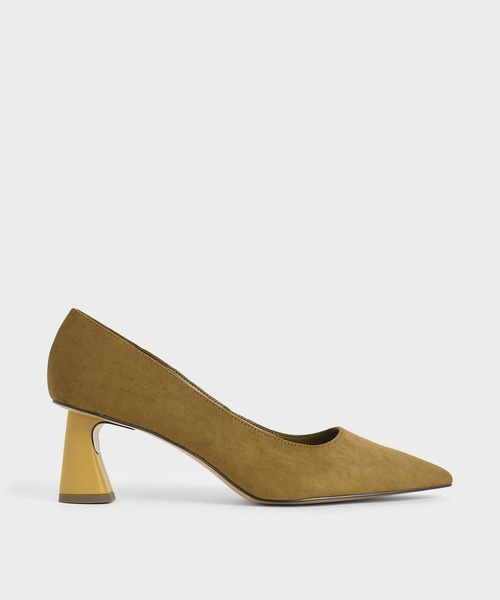 CHARLES & KEITH(チャールズ & キース)の「テクスチャード スカルプチャーヒールパンプス / Textured Sculptural Heel Pumps(パンプス・レディース・ブラック/オリーブ/クリーム/ライトベージュ・22.5cm/23cm/23.5cm/24.5cm/25cm/25.5cm/22cm)」の4枚目の写真