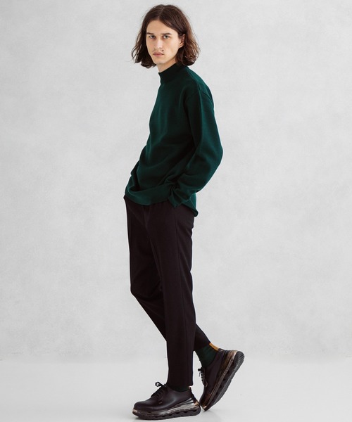 UNITED TOKYO（ユナイテッドトウキョウ）の「ミラノリブモックネックネックニット（ニット/セーター・メンズ・グリーン/ホワイト/ベージュ/インディゴブルー/ブラック/カーキ・3/1/2）」の16枚目の写真