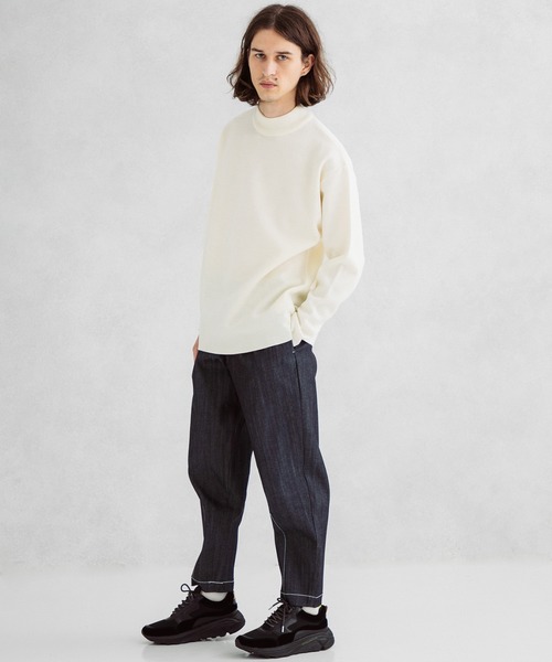 UNITED TOKYO（ユナイテッドトウキョウ）の「ミラノリブモックネックネックニット（ニット/セーター・メンズ・グリーン/ホワイト/ベージュ/インディゴブルー/ブラック/カーキ・3/1/2）」の17枚目の写真