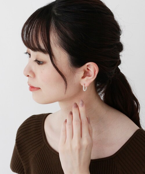 COCOSHNIK(ココシュニック)の「K10淡水パールチェーン フープピアス(ピアス(両耳用)・レディース・シルバー系・00)」の3枚目の写真