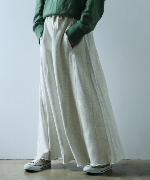 Fashion Letter(ファッションレター)の「裏毛スウェットフレアスカート ロング(スカート・レディース・ブラック/杢グレー/オートミール・M/LL/4L)」の22枚目の写真