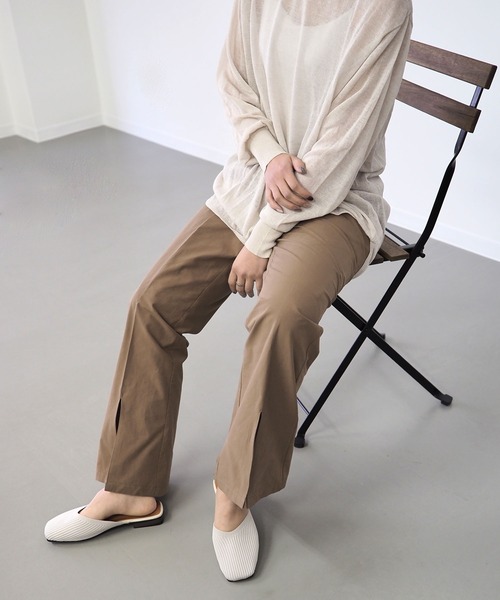 Riberry（リベリー）の「センタースリットイージーフレアパンツ（その他パンツ・レディース・モカ/ベージュ/パープル・MEDIUM）」の16枚目の写真