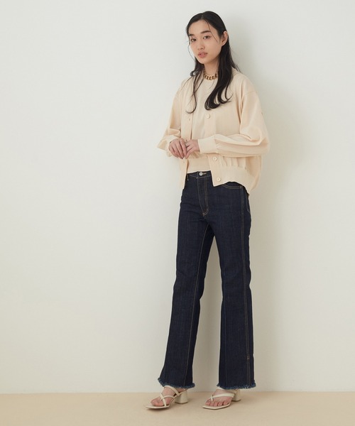 ADAM ET ROPE'(アダムエロペ)の「クロスラインレザーサンダル(サンダル・レディース・オフホワイト/オリーブ/ブラック系その他・22.5cm/23.5cm/24.5cm/23.0cm/24.0cm)」の4枚目の写真