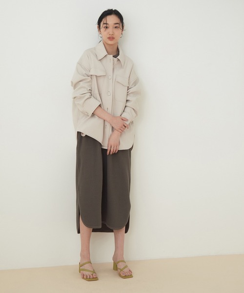 ADAM ET ROPE'(アダムエロペ)の「クロスラインレザーサンダル(サンダル・レディース・オフホワイト/オリーブ/ブラック系その他・22.5cm/23.5cm/24.5cm/23.0cm/24.0cm)」の15枚目の写真