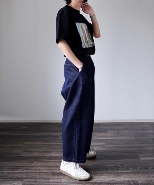 y/m by れぽすけ（イムバイレポスケ）の「フロントグラフィックTシャツ（Tシャツ/カットソー・メンズ・ホワイト/ブラック・MEDIUM/LARGE）」の4枚目の写真