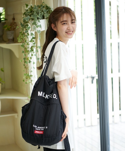 MILKFED.（ミルクフェド）の「2WAY POCKETABLE BAG（バックパック/リュック・レディース・ブラック/ネイビー/オリーブ・ONE SIZE）」の2枚目の写真