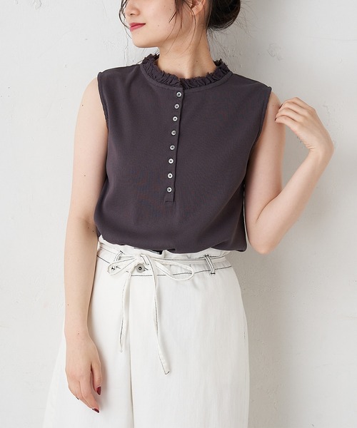 PUAL CE CIN（ピュアルセシン）の「オーガニックコットン襟フリルノースリーブ（タンクトップ・レディース・ナチュラル/スミクロ・FREE）」の16枚目の写真