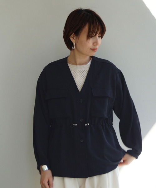 NICOLE white（ニコルホワイト）の「ウエストドロストブルゾン（ブルゾン・レディース・ライトグレー/ネイビー/サックスブルー・FREE）」の3枚目の写真