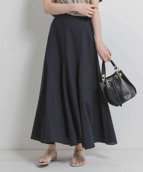 URBAN RESEARCH Sonny Label（アーバンリサーチサニーレーベル）の「UR TECH+抗菌リネン混セミマーメイドスカート（スカート・レディース・ネイビー/イエロー/チェック・38/36）」の16枚目の写真