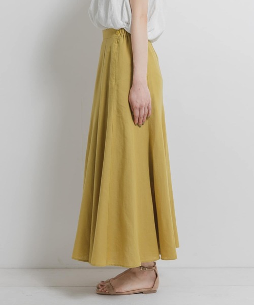 URBAN RESEARCH Sonny Label（アーバンリサーチサニーレーベル）の「UR TECH+抗菌リネン混セミマーメイドスカート（スカート・レディース・ネイビー/イエロー/チェック・38/36）」の21枚目の写真