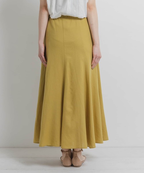 URBAN RESEARCH Sonny Label（アーバンリサーチサニーレーベル）の「UR TECH+抗菌リネン混セミマーメイドスカート（スカート・レディース・ネイビー/イエロー/チェック・38/36）」の22枚目の写真