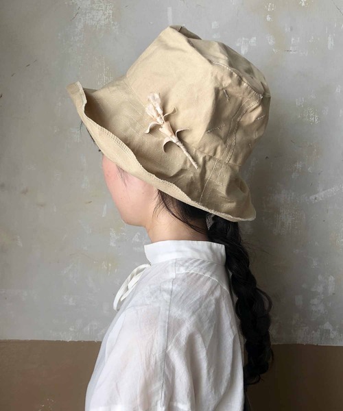 m.soeur(エムスール)の「季節のお花ブローチ*(ブローチ/コサージュ・レディース・ナチュラル/グリーン/ブルー/ブラック/ホワイト/ベージュ/ピンク/ホワイト系その他/ホワイト×グリーン/ミント/イエロー×グリーン/パープル・9月/12月/3月/6月/7月/11月/4月/2月/10月/1月/8月/5月)」の15枚目の写真