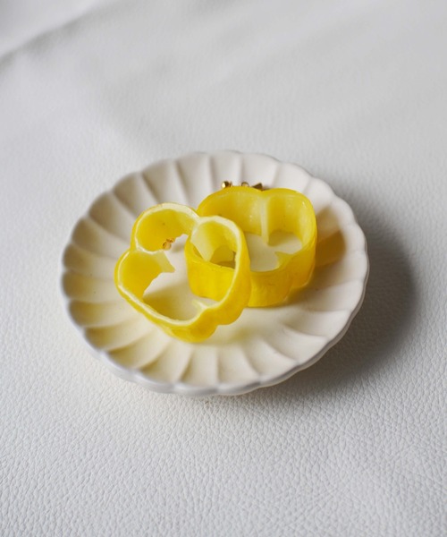 Port（ポート）の「【 ii-Fake / イーフェイク 】 (Fake Food Accessories) ピーマン/パプリカのイヤリング（イヤリング・レディース・グリーン/レッド/イエロー・FREE）」の3枚目の写真