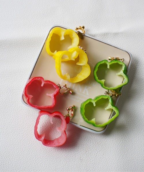 Port（ポート）の「【 ii-Fake / イーフェイク 】 (Fake Food Accessories) ピーマン/パプリカのイヤリング（イヤリング・レディース・グリーン/レッド/イエロー・FREE）」の2枚目の写真