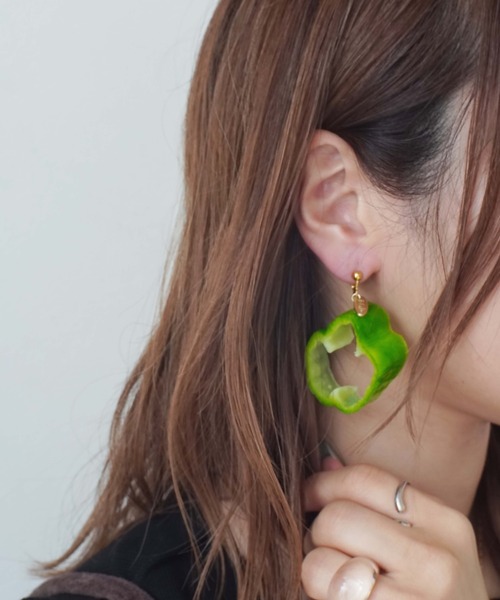 Port（ポート）の「【 ii-Fake / イーフェイク 】 (Fake Food Accessories) ピーマン/パプリカのイヤリング（イヤリング・レディース・グリーン/レッド/イエロー・FREE）」の6枚目の写真