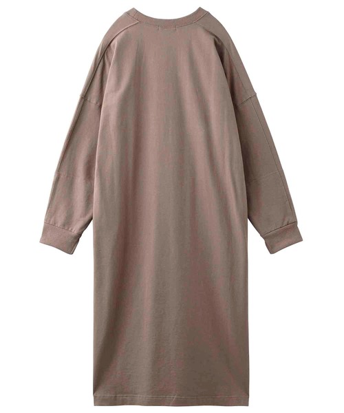 SILAS（サイラス）の「BI-COLOR CUFFS SWEAT DRESS（ワンピース・レディース・ベージュ/ネイビー・ONE SIZE）」の15枚目の写真